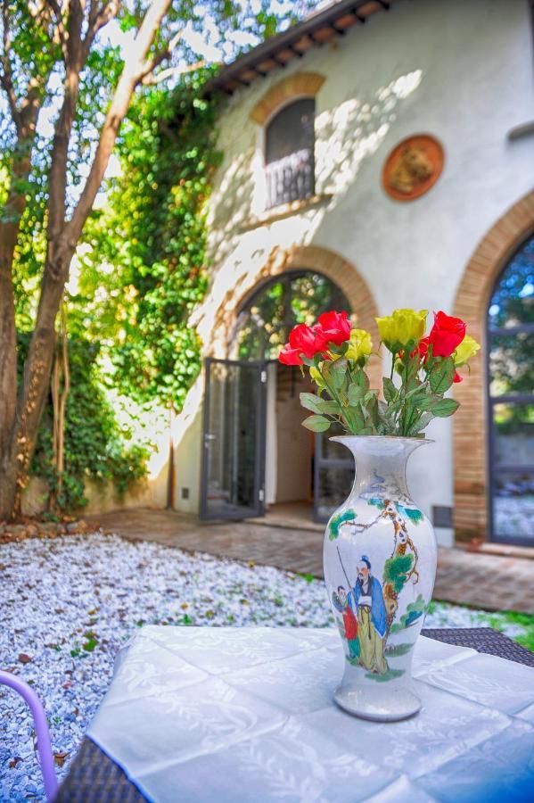 Scuderie Il Magnifico Florença Exterior foto